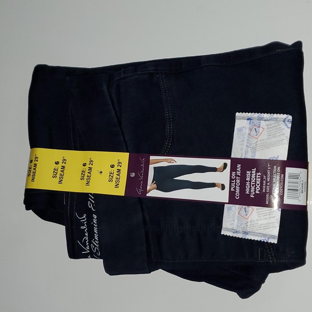 Gloria Vanderbilt pull on comfort jean High-rise funcional pockets